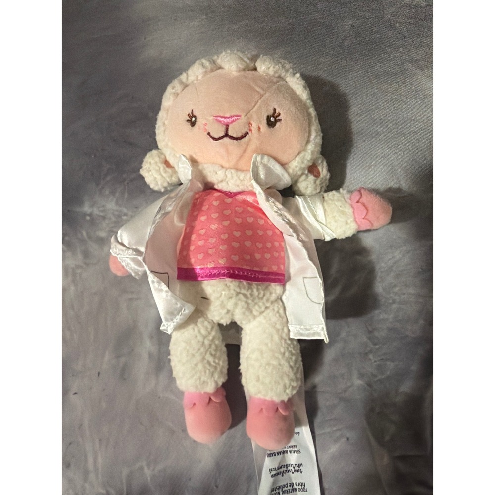Disney Store Doc McStuffins Lambie Plush White Lab Coat Pink Heart Shirt Toy